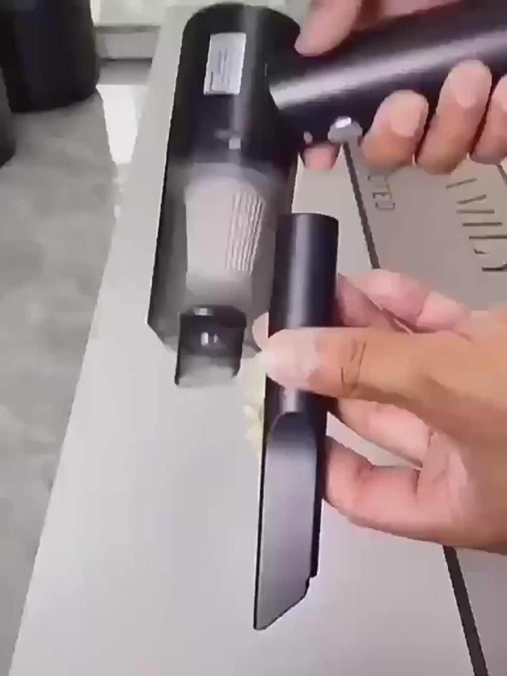 Aspirador de pó portátil sem fio